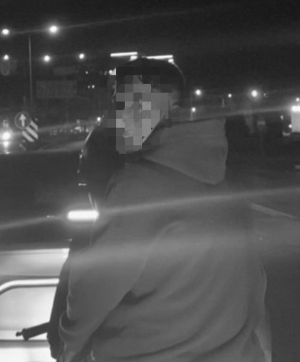 Burun Kırıp Sosyal Medyada Paylaştılar!