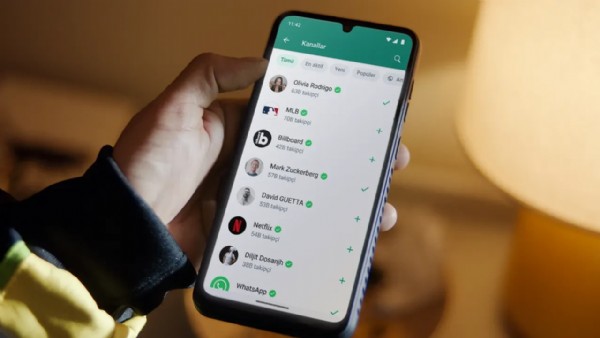 WhatsApp değişiyor! İşte yeni tasarımı
