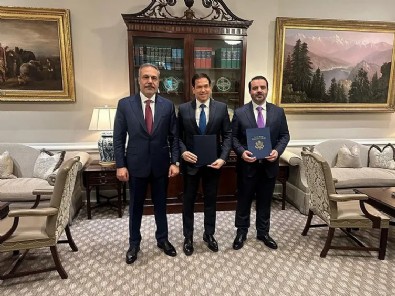 ABD’deki temaslar İsrail’i panikletti! 'Türkiye her cepheden İsrail’i sıkıştırıyor'