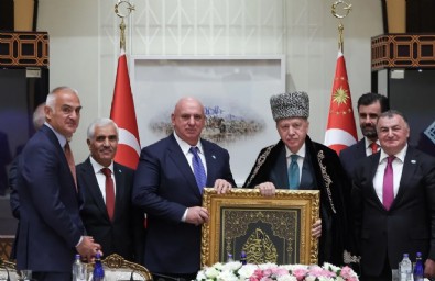 Cumhurbaşkanı Erdoğan Dünya Ahıska Türkler Birliği Heyeti İle Bir Araya Geldi!