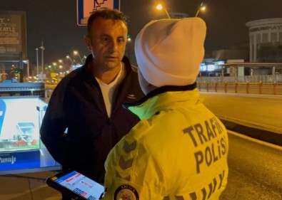 Ehliyetsiz Sürücü Arabası İçin Ehliyetsiz Arkadaşını Çağırdı!