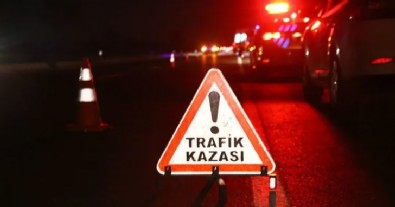 Kırklareli'nde feci kaza! İki otomobil kafa kafaya çarpıştı: 1'i çocuk 7 yaralı