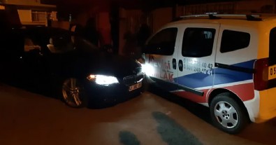 Kocaeli’de kan donduran olay: Eşiyle ilişkisi olduğunu iddia ettiği kişiyi defalarca bıçakladı!