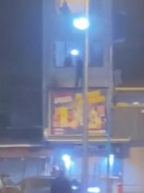  KAVGA - Komşusunu Pencereden Attı!