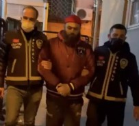 Bahadır Ünlü Çalışanını Dövdü! Haberi