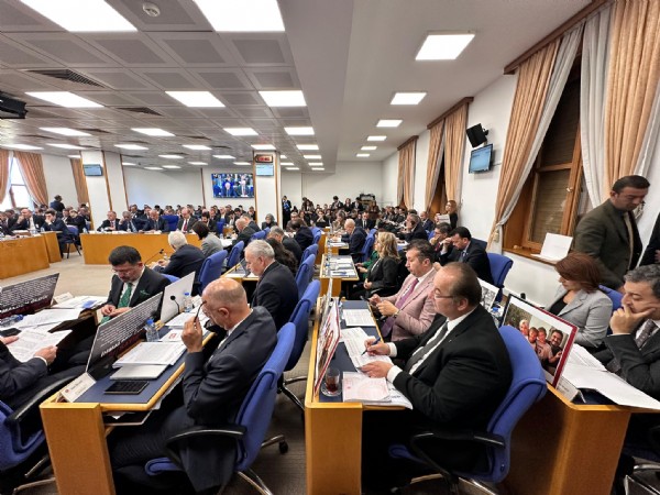 Bakan Ersoy, TBMM’de 2026 Bütçesini Anlattı! Turizmde Rekor, Arkeolojide Altın Çağ