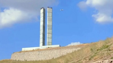 ABB'nin ihale skandalı! Anıt için iki direğe 2 milyar TL harcandı