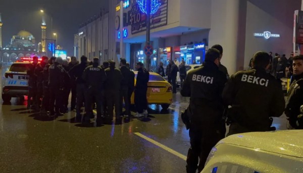Gece Kulübü Kavgası Sokağa Taştı!