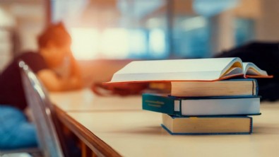 Üniversitelerde yeni dönem! 3 yıllık eğitim dönemi gelecek yıl başlıyor