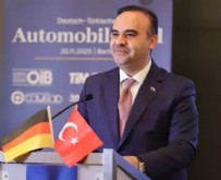 Bakan Kacır Otomotiv Zirvesinde Konuştu!