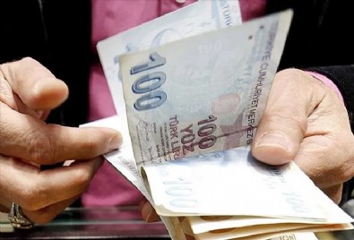 En düşük emekli maaşı için 3 senaryo masada! Hangi rakam öne çıkıyor?