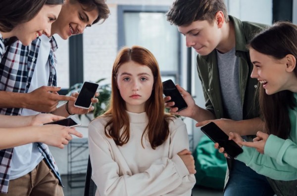 Sosyal Medya Yeni Bir Toplum Kuruyor!