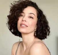 AZRA AKIN - Azra Akın Açıklama Yaptı!