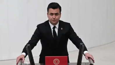 Osman Gökçek'ten Mansur Yavaş'a sert çıkış! 'Hakkımda suç duyurusunda bulunması açık bir gündem saptırma çabasıdır'