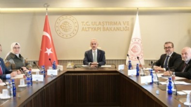 Sosyal medya kontrol altına alınıyor! Bakan Uraloğlu açıkladı