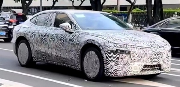 O Araç Bambaşka Bir Tasarımla Geliyor!