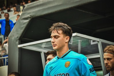 Ankaragücü’nün Genç Kalecisi Görkem Cihan Parlıyor! Avrupa Devlerinin Radarında!