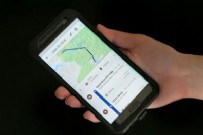 Google Maps artık 'yol arkadaşınız' olacak! '300 metre sonra sağa dön' devri kapandı Haberi
