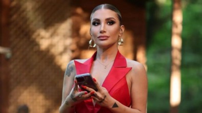 İrem Derici her şeyi sildi