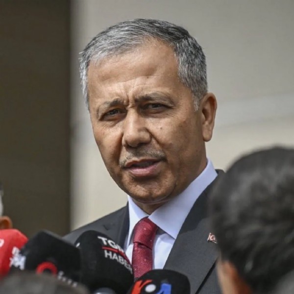 Trafikte yeni dönem! Bakan Yerlikaya açıkladı