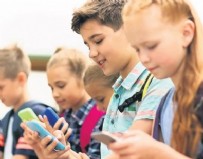 15 Yaş Altına Sosyal Medya Yasaklanıyor!