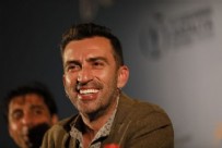 ERDEM YENER - Erdem Yener'in Açıklaması Kadınları İkiye Böldü!