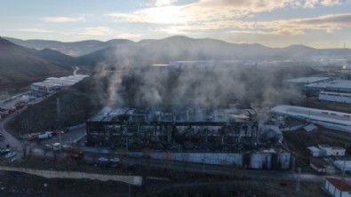 Alev alev yanan kimya fabrikasının son hali böyle görüntülendi