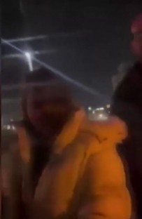  KAVGA - Kadın Sürücü Trafikte Dehşet Saçtı!