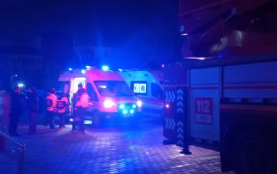 Uzaklaştırma Kararına Kızdı! Evi Ateşe Verdi...