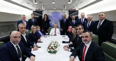 Cumhurbaşkanı Erdoğan'dan net mesajlar! Türkmenistan ziyareti dönüşünde konuştu