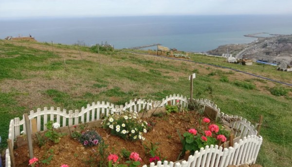 Deniz Manzaralı Mezarlığa Rekor Talep!