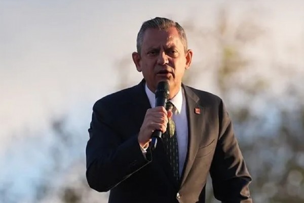 CHP'de Eleştiriye Tolerans Yok!