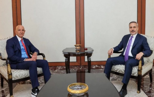 Hakan Fidan Tom Barrack İle Görüştü...