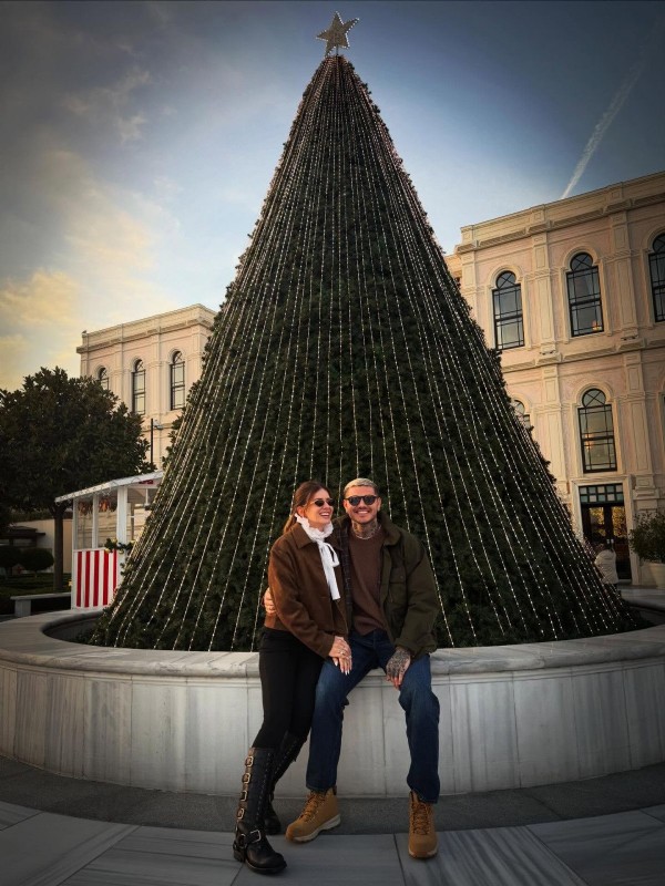 Mauro Icardi ve China Suarez'in İstanbul aşkı