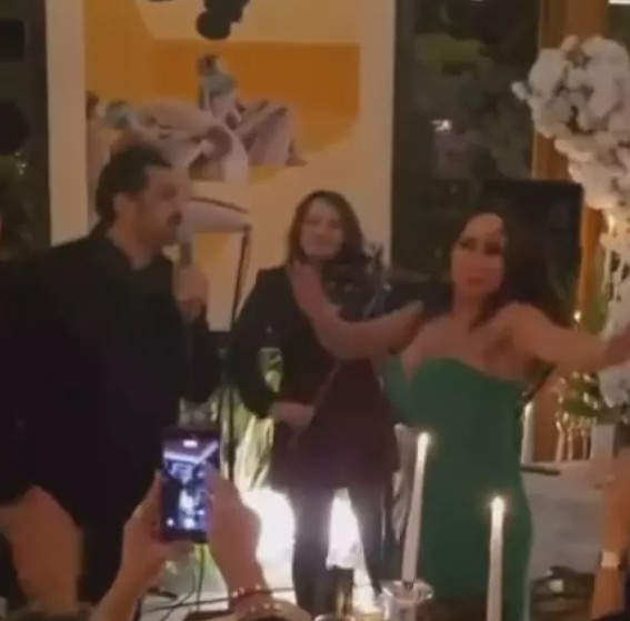 Asena Doğum Gününde Coştu!