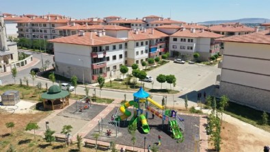 Belediye müjdeyi duyurdu! Ailelere çekilişsiz kurasız ev verilecek Haberi