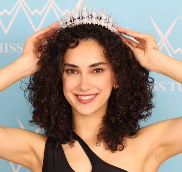 Miss Turkey'de Türkiye kraliçesi seçildi
