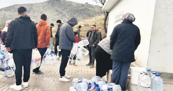 'Yavaş' Yönetimi Başkenti Susuz Bıraktı!