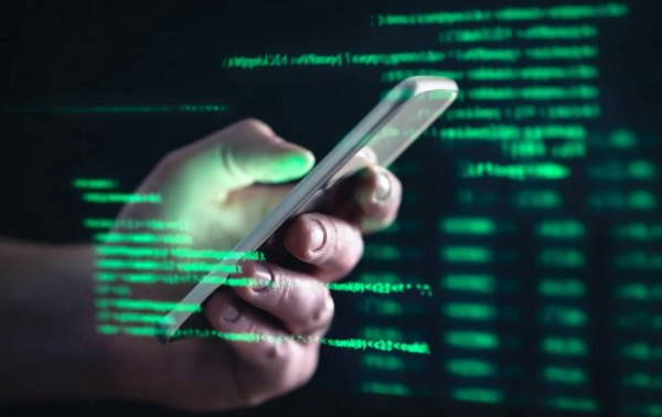 WhatsApp Uyardı! Çalınabilir...