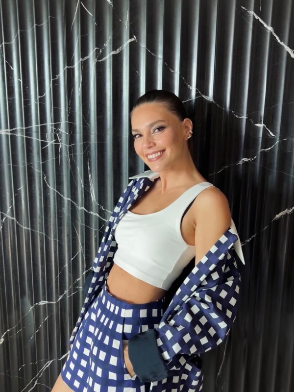 Eşiyle Japonya'ya gitti!