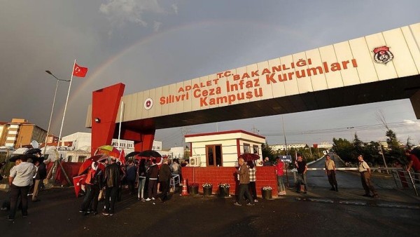 Yılmaz Tunç açıkladı! Tahliyeler başladı