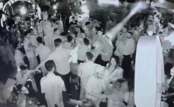 Eğlence Mekanında Gerginlik!