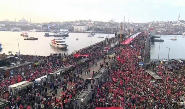 Filistin İçin Galata'ya!