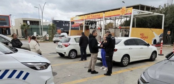 Muğla'da Kadınlar Birbirine Girdi!