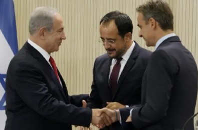 Türkiye Korkusundan İsrail'e Sarıldılar!