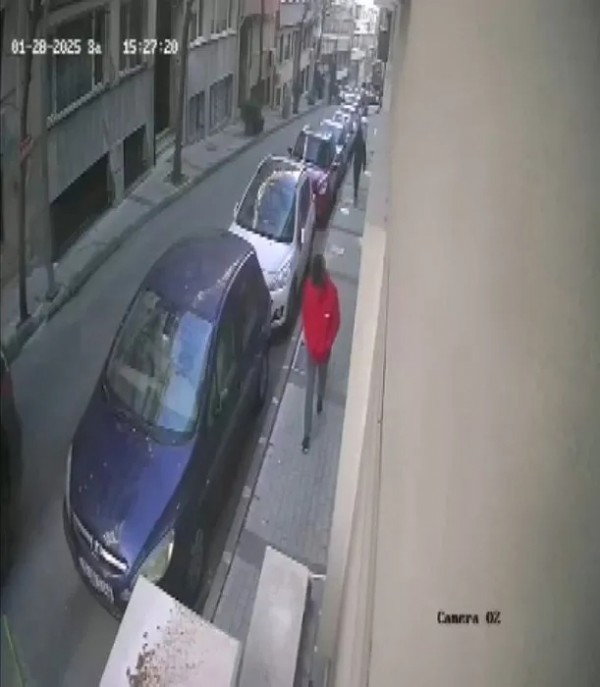 Bir ilçe diken üstündeydi! Girdiği evlerde öyle bir şey yaptı ki: Üzerinden çıkanlar şoke etti!