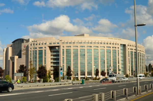 Ekrem İmamoğlu’na ikinci iddianame 4 yıla kadar hapsi istendi