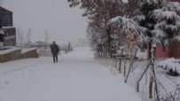Her yeri kar kapladı! 555 yer ulaşıma kapandı Haberi