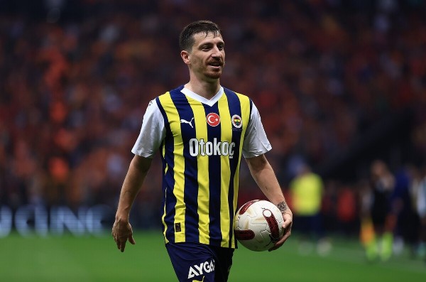 Galatasaray - Fenerbahçe derbisinde gözler Mert Hakan Yandaş'ta