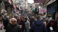 Eminönü'nde Ramazan hareketliliği arttı Haberi